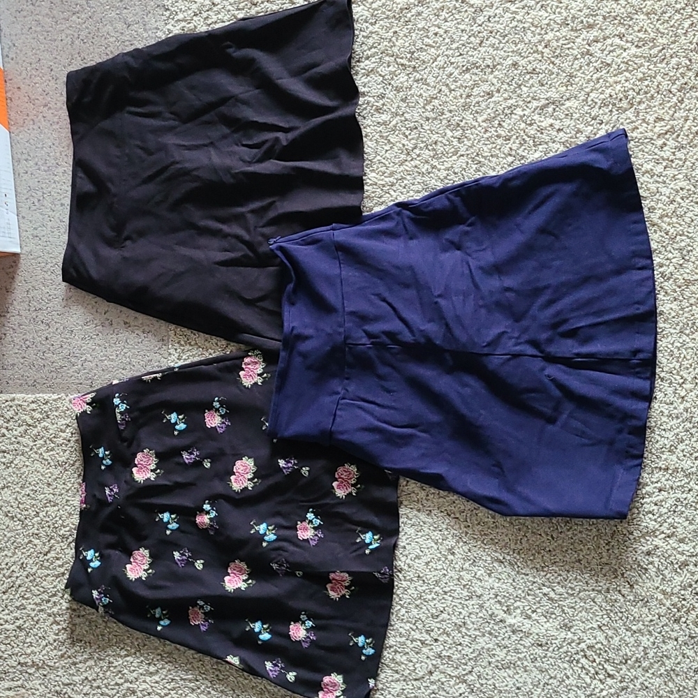 Bundle of Betabrand Skorts